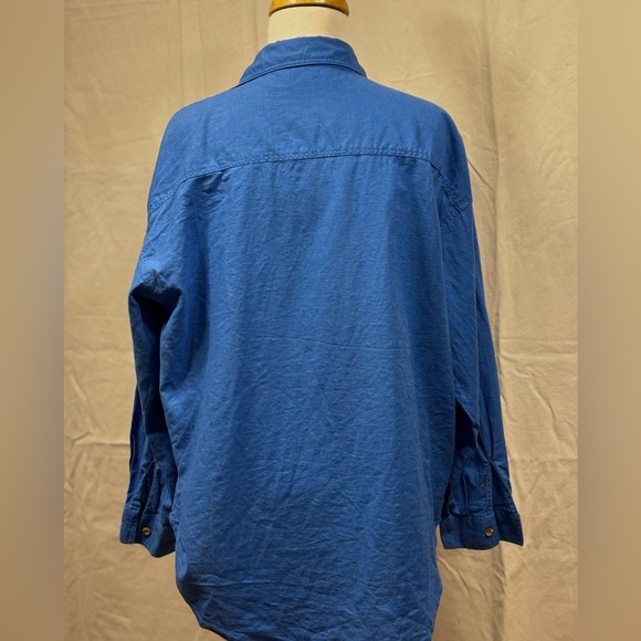 Linen Button-Up Shirt - Picture 3 of 5